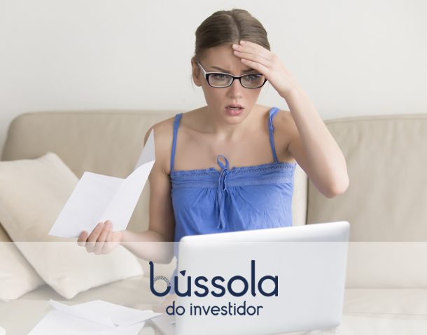 Pessoa surpresa ao calcular o Imposto de Renda Mensal